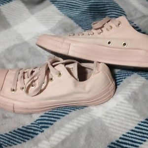 Low top converse